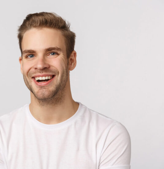 handsome-blond-guy-with-blue-eyes handsome-blond-guy-with-blue-eyes